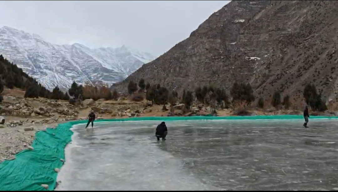 केलांग में जल्द शुरू होगा आइस स्केटिंग कोर्स