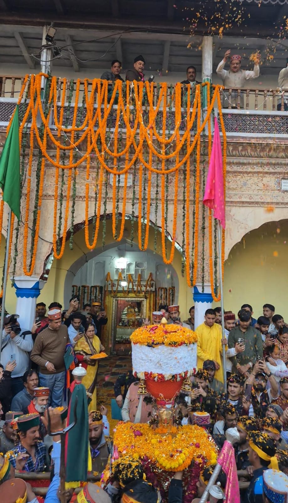 मंडी महाशिवरात्रि मेले में चौहार घाटी के देवताओं का ऐतिहासिक स्वागत,