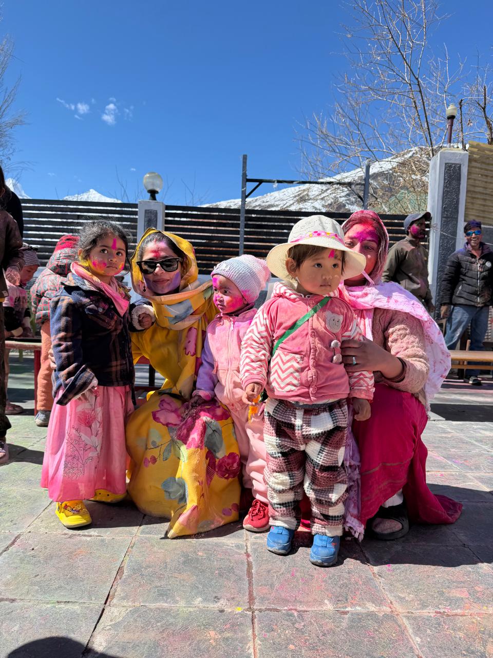 हर्षोल्लास एवं पारंपरिक उल्लास के साथ मनाई गई होली