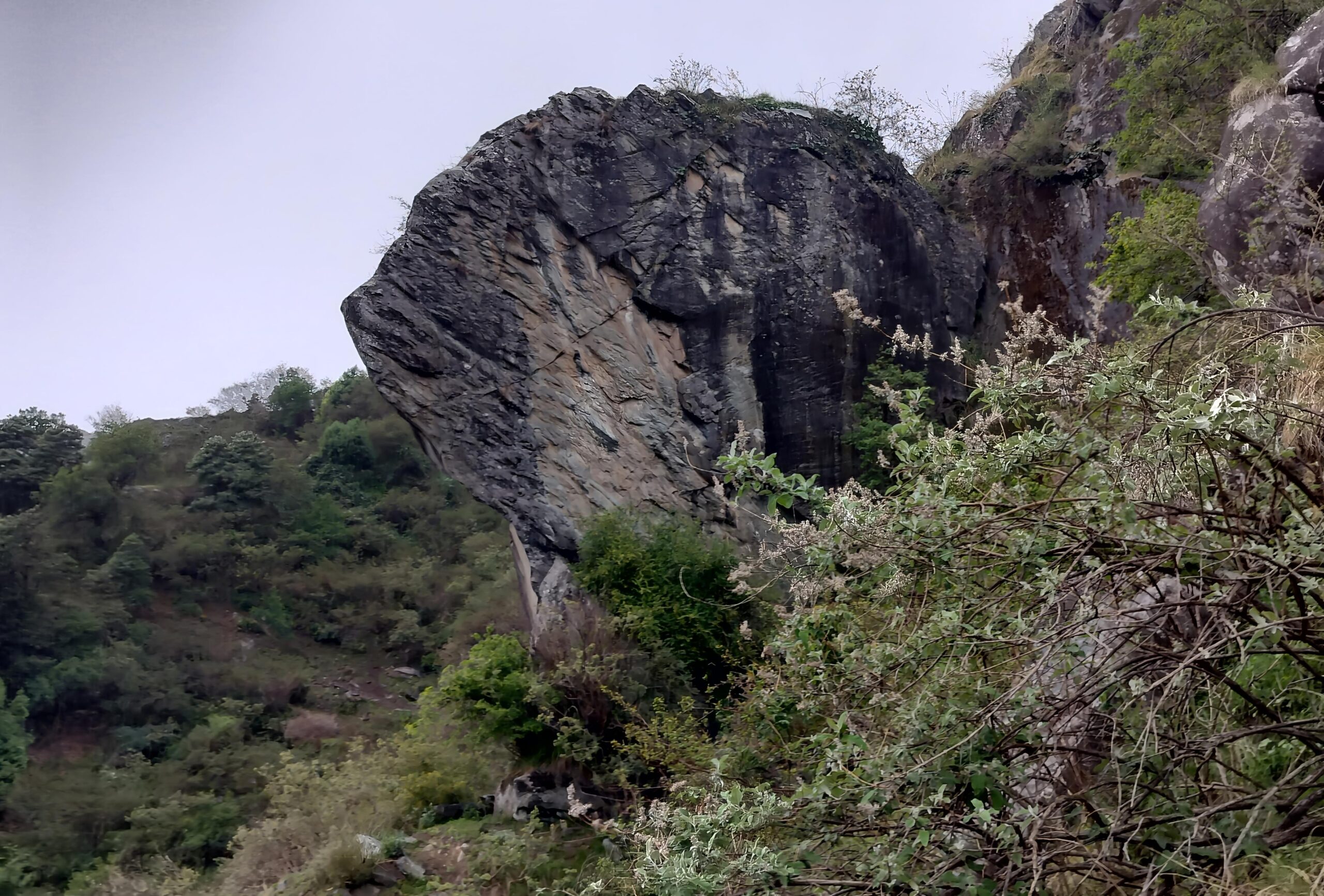 सियासत की मैली चादर और विकास से वंचित चौहार घाटी: आखिर कब बदलेगी तस्वीर?