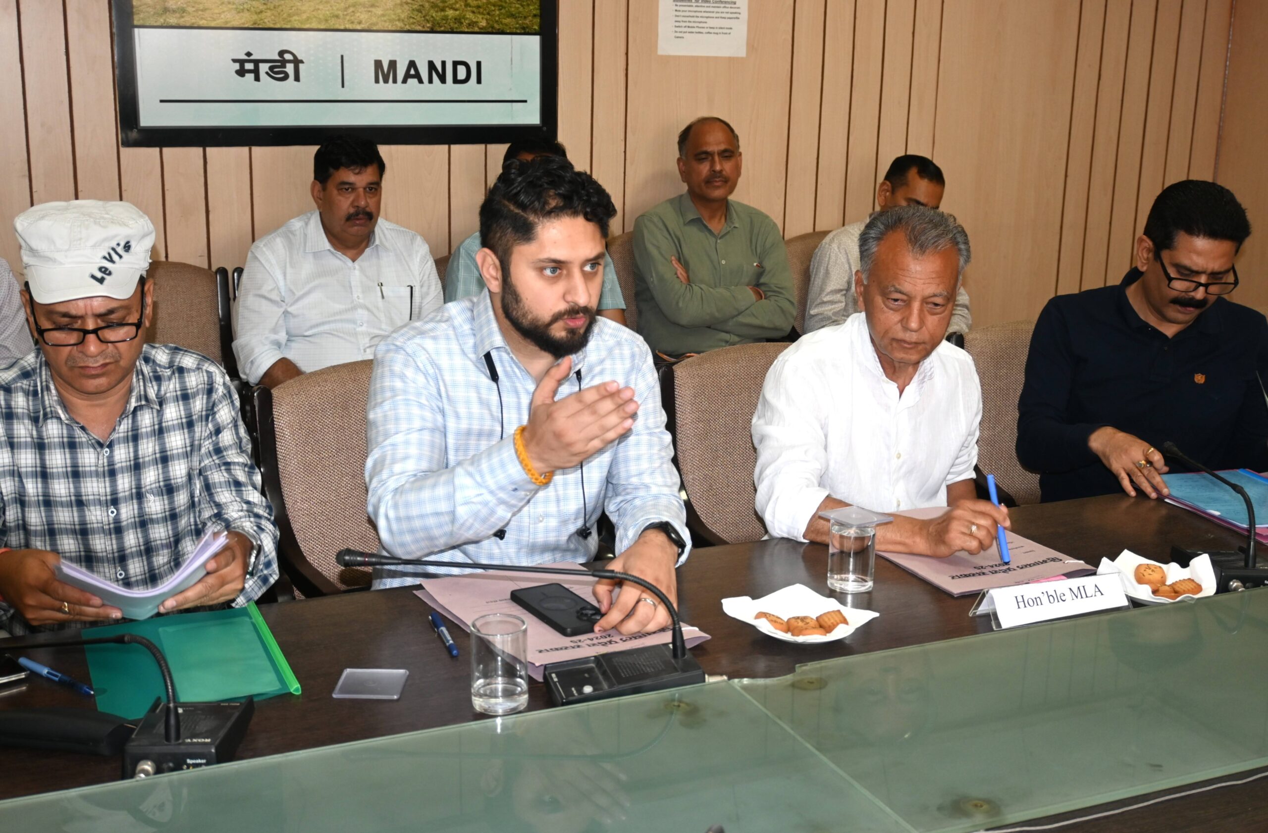 हमीरपुर से मंडी वाया धर्मपुर-कोटली राष्ट्रीय राजमार्ग-70 के निर्माण कार्य से प्रभावितों की शिकायतों के समाधान पर उच्च स्तरीय बैठक आयोजित*