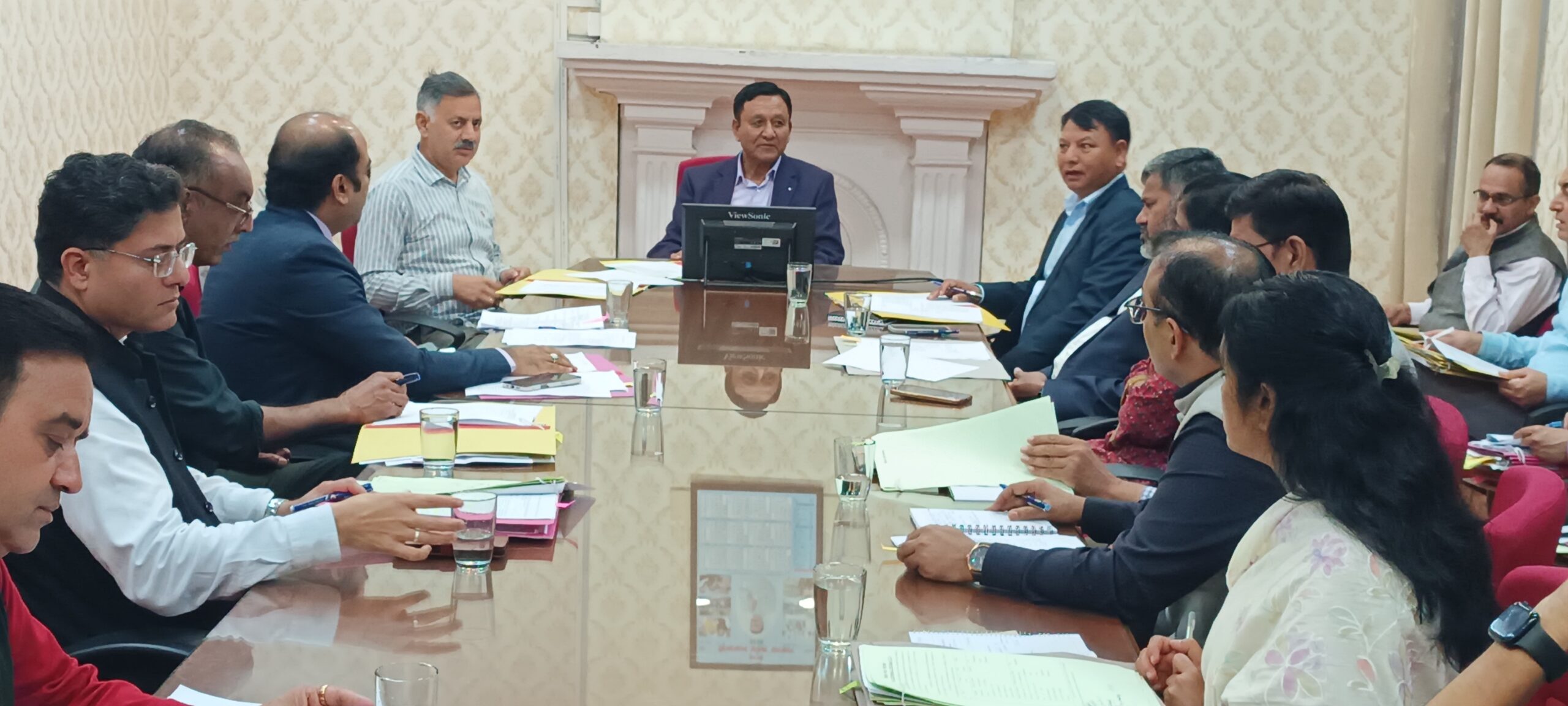 मंत्रिमंडल की बैठकों में लिए गए अधिकांश निर्णय कार्यान्वितः जगत सिंह नेगी
