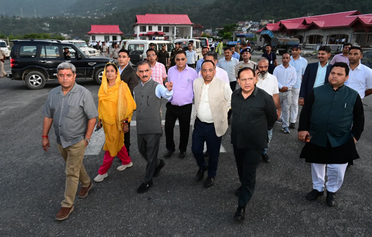 ठाकुर सुखविन्द्र सिंह सुक्खू ने चंबा के आपदा प्रभावित क्षेत्रों का किया दौरा