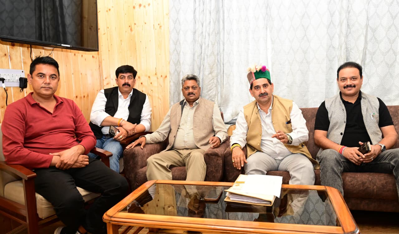 पेपर लीक और चढ़ावा चोरी के आरोपियों के विरुद्ध कड़ी कार्रवाई की जाएः केवल सिंह पठानिया