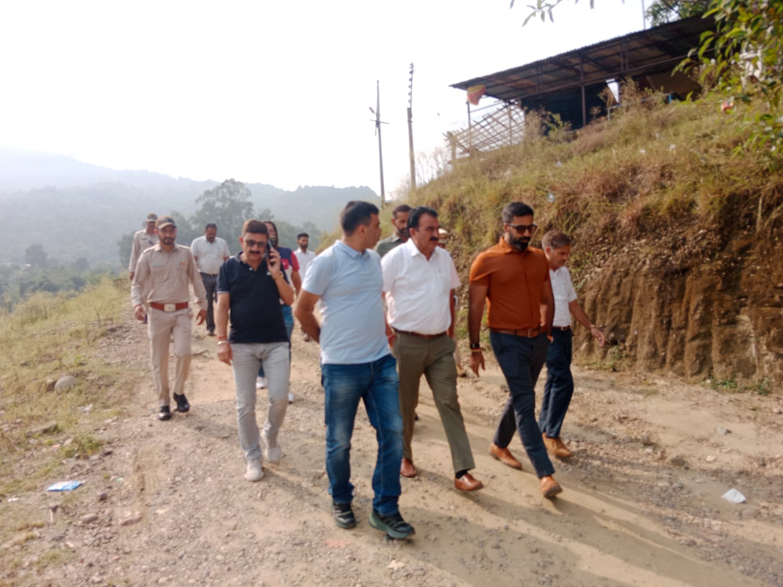 उपायुक्त ने अंदरौली में गोविंद सागर झील क्षेत्र का किया निरीक्षण, पर्यटन विकास को लेकर दिए दिशा-निर्देश